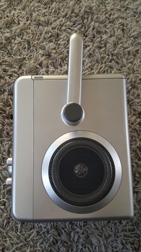 RCA Portable Karaoke Machine Model RK 1255 CD/ Graphics/Camera