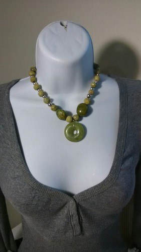 Beautiful!!! Green Stone Necklace Toggle  Clasp Marked Ster Hand Crafted