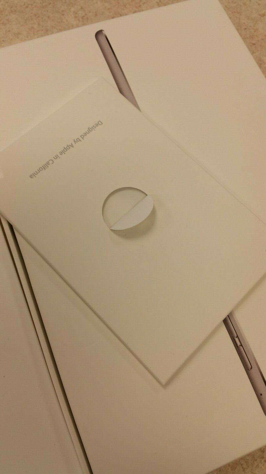 AS - IS iPad Mini 4 128GB | Wi-Fi | 7.9in | Space Gray Tablet - PLEASE READ!