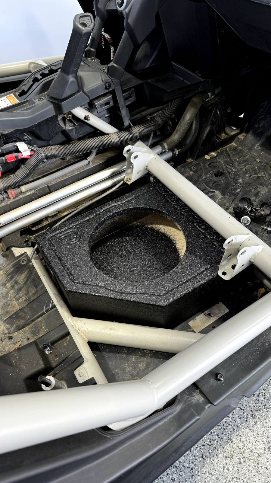 Can Am X3 Sub Box - Sub Woofer Enclosure Maverick X3 2X10" Shallow Front Seats