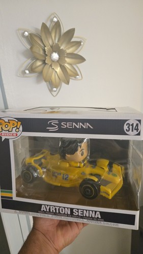 ミニカー Ayrton Senna POP! Rides 314 Ayrton Senna McLaren Deluxe Funko Pop! Ride Vinyl Vehicle