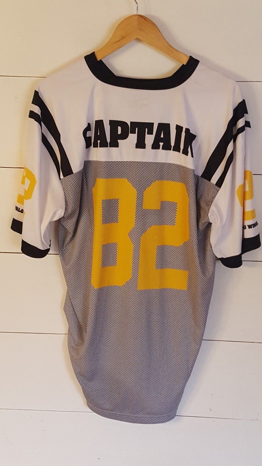 Buffalo Wild Wings XL 82 Captain Employee V Neck Football Shirt Jersey Women's