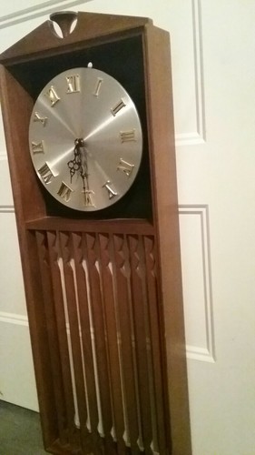 Howard Miller Cherry Wall Clock, Model 552,   Large Vintage