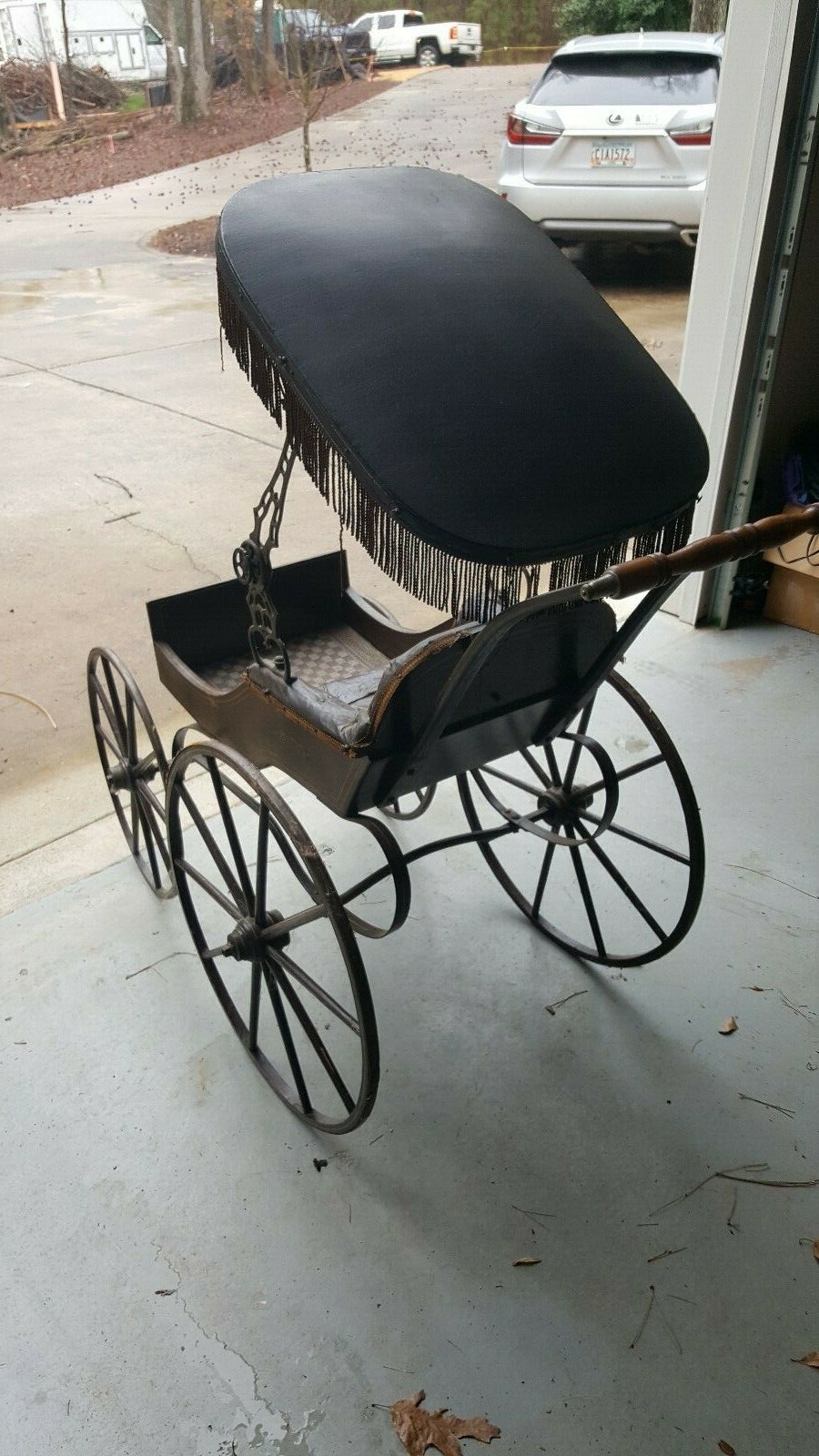 Antique Victorian Baby Carriage