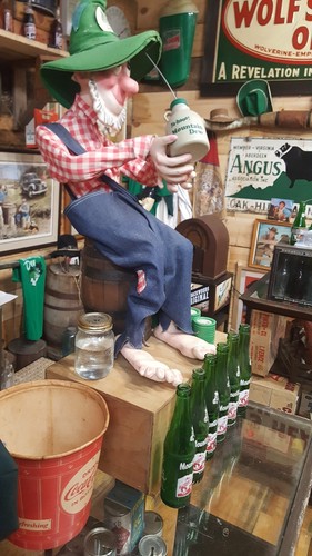 Mountain Dew Hillbilly Man