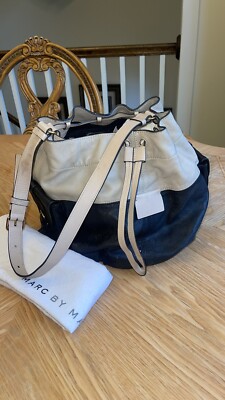 Marc By Marc Jacobs Leather Drawstring Bucket Bag In Tan / Black