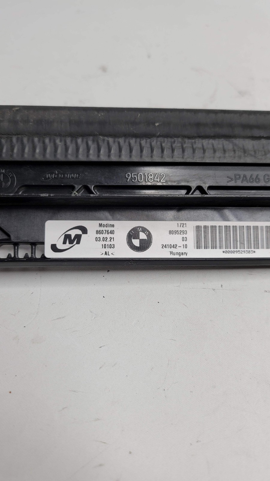 0 Bmw 9501842 Original G80 G81 G82 G83 Cover Strip Engine Oil Cooler Front image 6