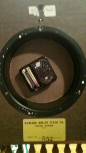 Howard Miller Cherry Wall Clock, Model 552,   Large Vintage