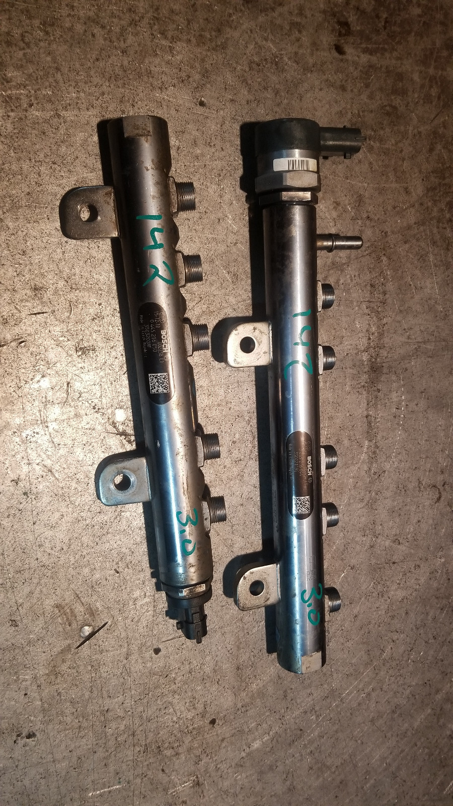 0445216050 0445216044 0281006209 2014-2019 3.0L EcoDiesel FUEL RAILS  ref142 - Picture 1 of 8