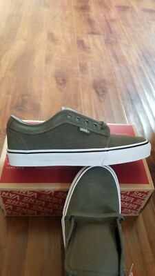 Vans Chukka Low Perf Grape Leaf/True White Men's Classic Skate Shoes Size 7.5 