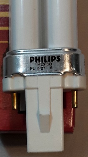 Philips PL*9 , 9watt 600 Lumen PL 9/27 Lamp 1 Case Box Of 10.