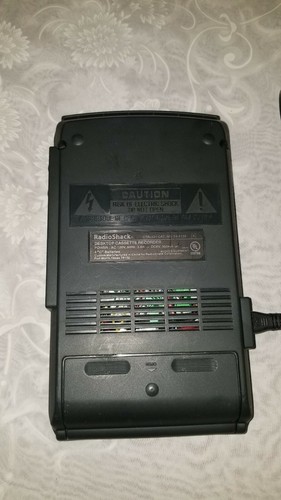 Cassette Player desktop RADIO SHACK CTR-121  Tape Player VOX Voice Activation