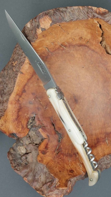 Couteau Laguiole 12 Cm 2 PiÃ¨Ces - Manche En Corne Blonde, Ressort GuillochÃ©