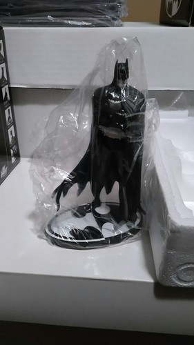 Batman Black and White Statue Brian Bolland/John G. Mathews limited 1st edition