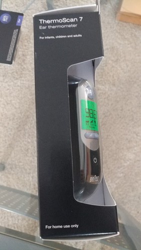 Braun IRT6520 ThermoScan 7 Ear Thermometer PLUS 40ct lens filter covers