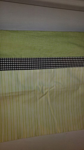 Wendy Bellissimo Baby & Kids Honey Pot Valance New in Pkg Yellow Green White Blk