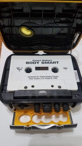 SONY SPORTS WM-FS420 FM AM Walkman Cassette Player Mega Bass Working!