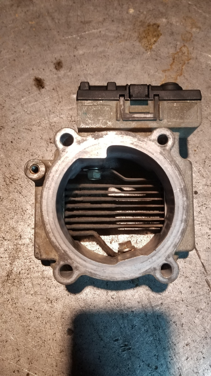 12601677 GM 11-16 2500 3500 HD 6.6L Diesel Turbo Pre Heater - Picture 1 of 6