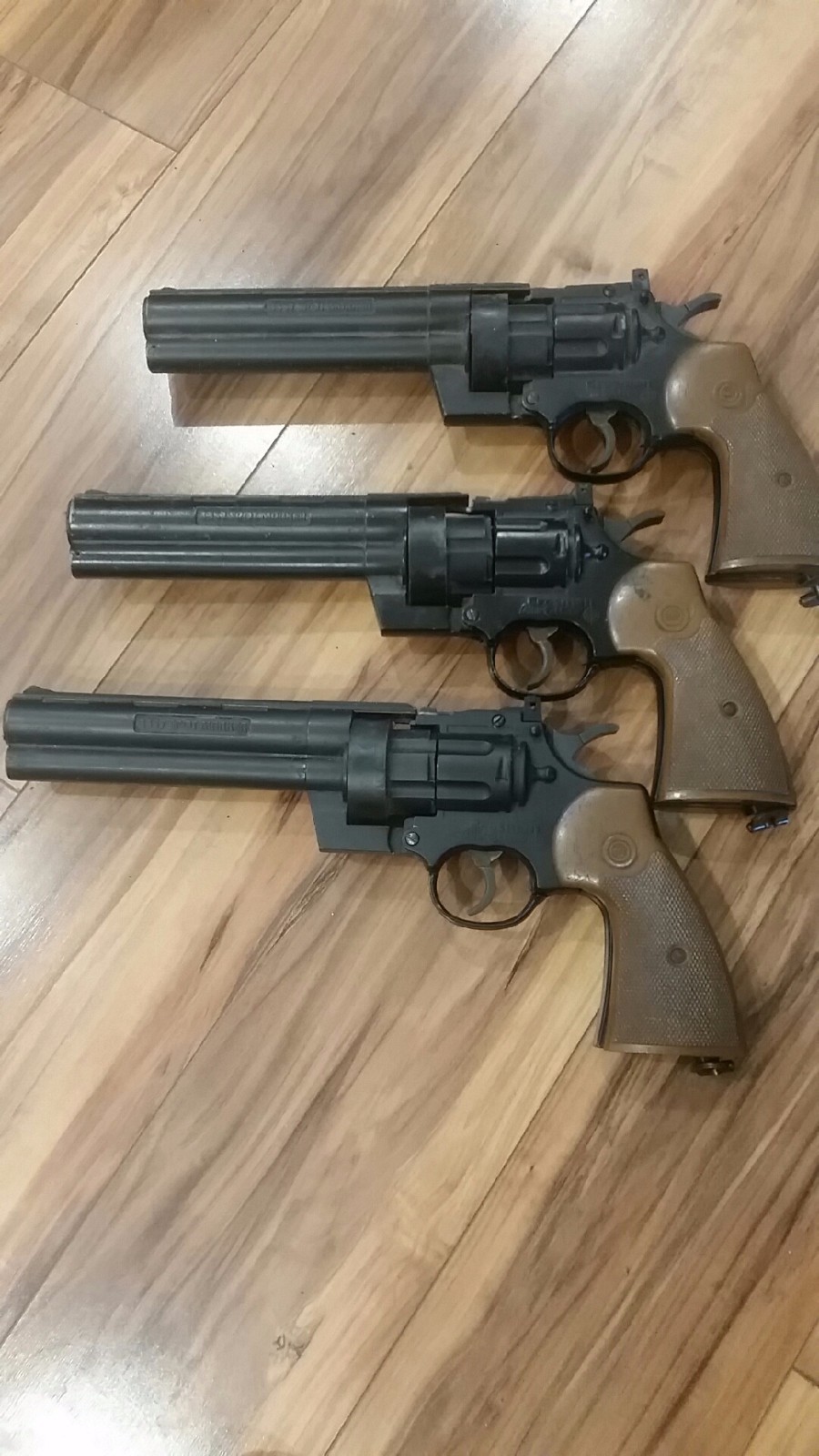 3 CROSMAN 3357 PAINTBALL MARKERS W/ EXTRAS 