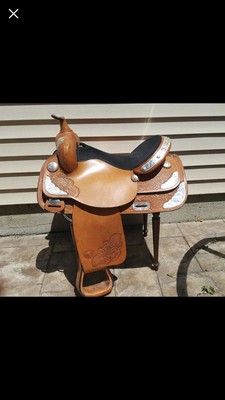 Saddle
