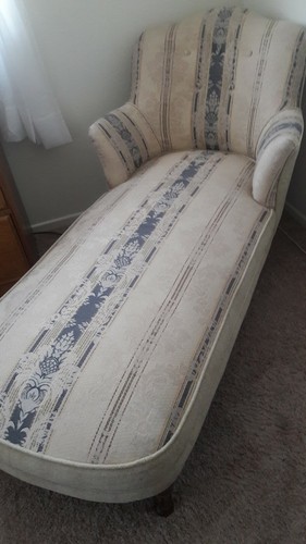 Antique French Empire Style Chaise Lounge Fainting Couch
