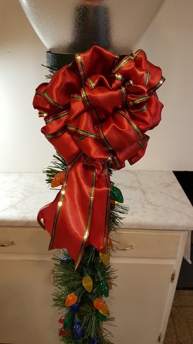 Large Christmas Yard Lamp Post - over 6 ft tall! - pick up only Janesville WI