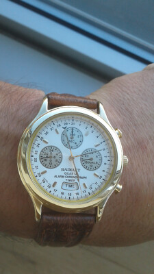 Radiant N945-7A80 CHRONOGRAPH ALARM TIMER VINTAGE COLLECTION WATCH NOS UHR
