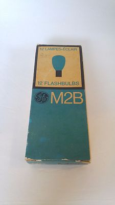 Vintage Flashbulbs GE M2B Camera Blue 10 Original Box New Old Stock