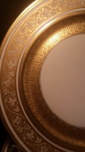 Set of 12 Heinrich & Co. Selb Bavaria Gold Encrusted Dinner Plates 11
