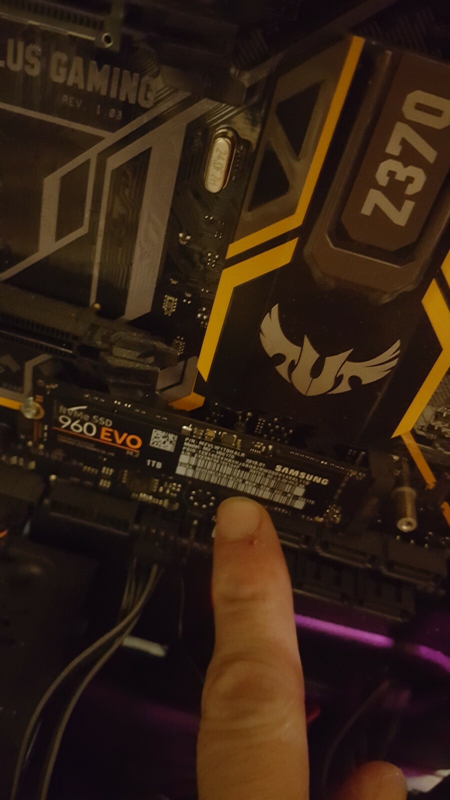 SAMSUNG V-NAND SSD 960 EVO NVMe M.2 1TB P/N: MZVLW1T0HALR Model: MZ-V6E1T0