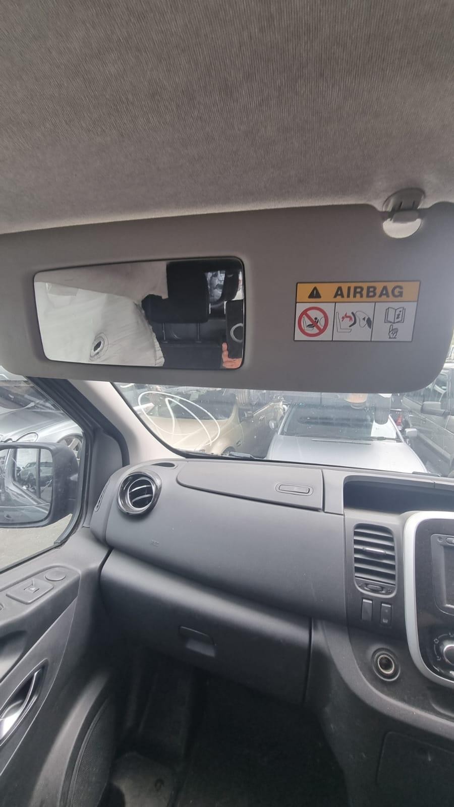 RENAULT TRAFIC 01/2015-2025 RIGHT REAR DOOR SLIDING DOOR NON-WINDOW GLASS X82 - thumbnail 11