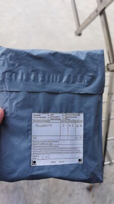 Foto dell'oggetto di un acquirente verificato