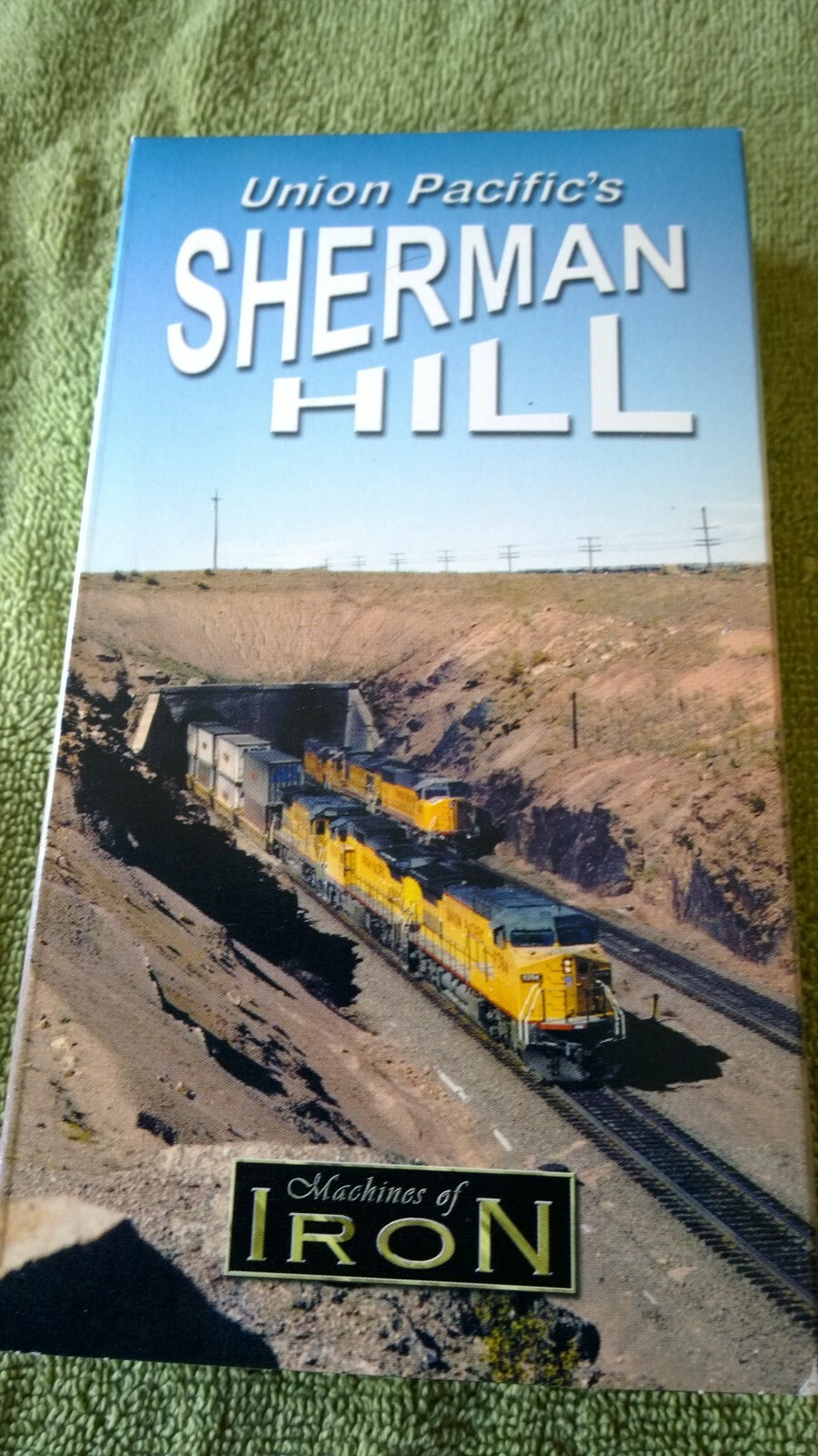 (未使用･未開封品)National Parks of the West By Train [VHS] Trains of the American West HD D-VHS - YouTube