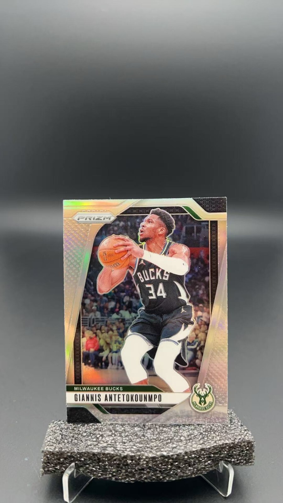 2024-25 Panini Prizm Giannis Antetokounmpo Silver Prizm