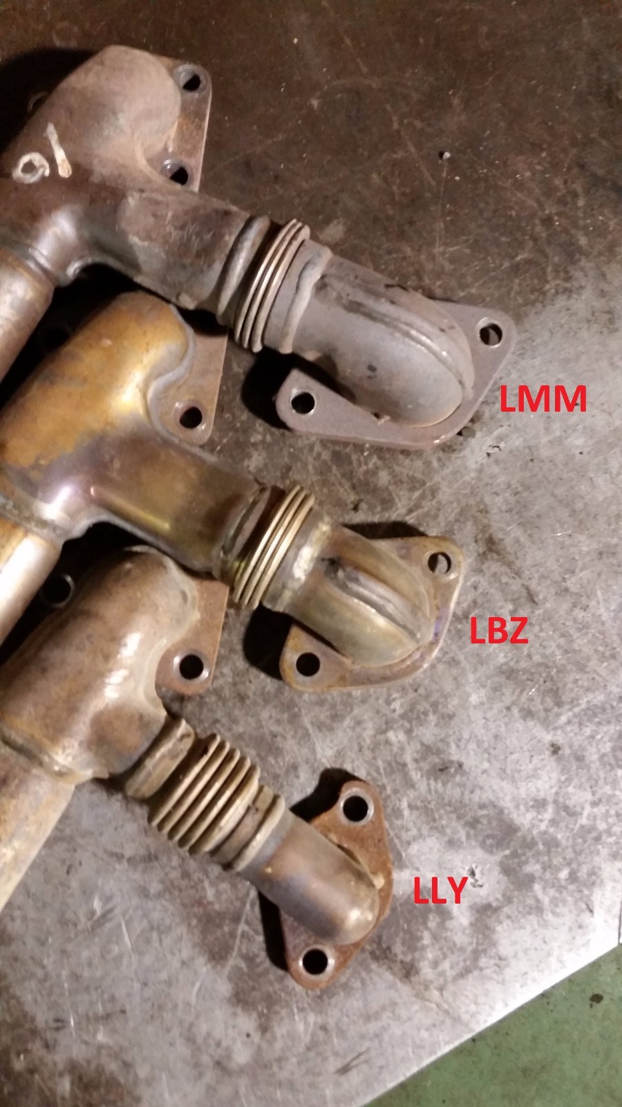 98066018 2008-2010 GMC 6.6 DURAMAX LMM DIESEL EXHAUST EGR PIPE  - Picture 3 of 5