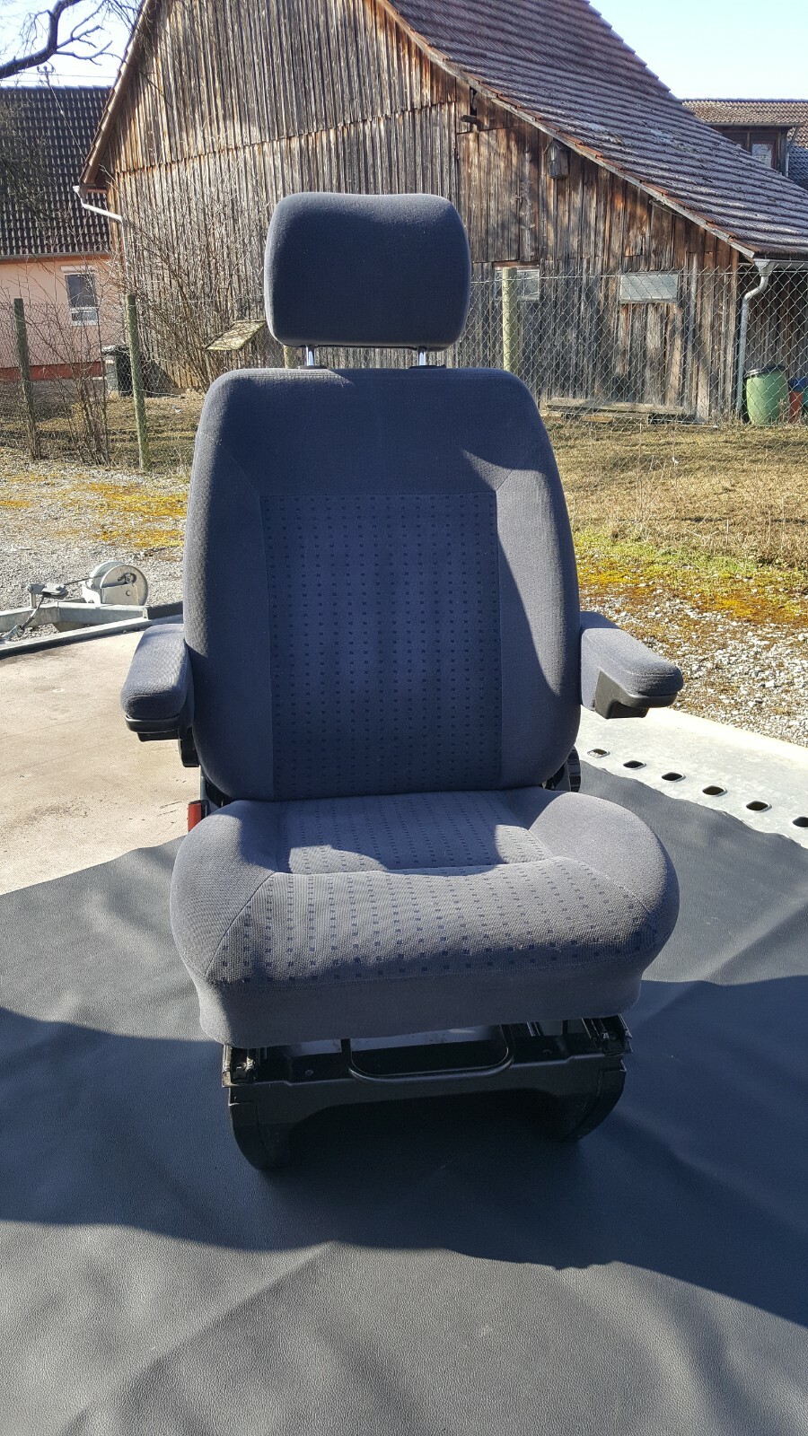 VW T4 Pilotensitz Fahrersitz mit Lordoseunterstützung mit Sitzheizung