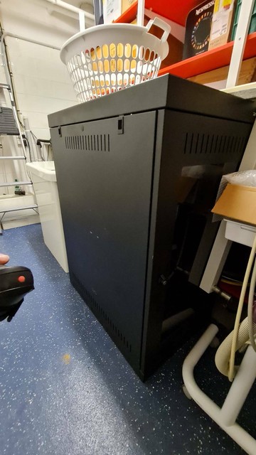 Computer server freestanding cabinet | Other Computers ...