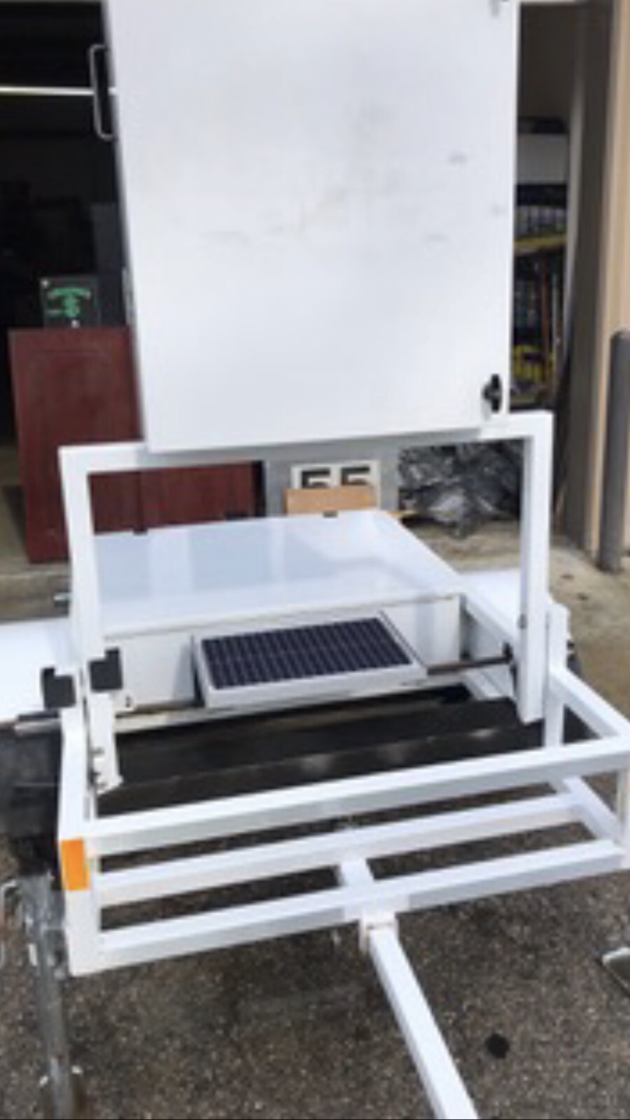 MPH INDUSTRIES SPEEDVIEW RADAR SIGN WITH TRAILER 30 DAY WARRANTY