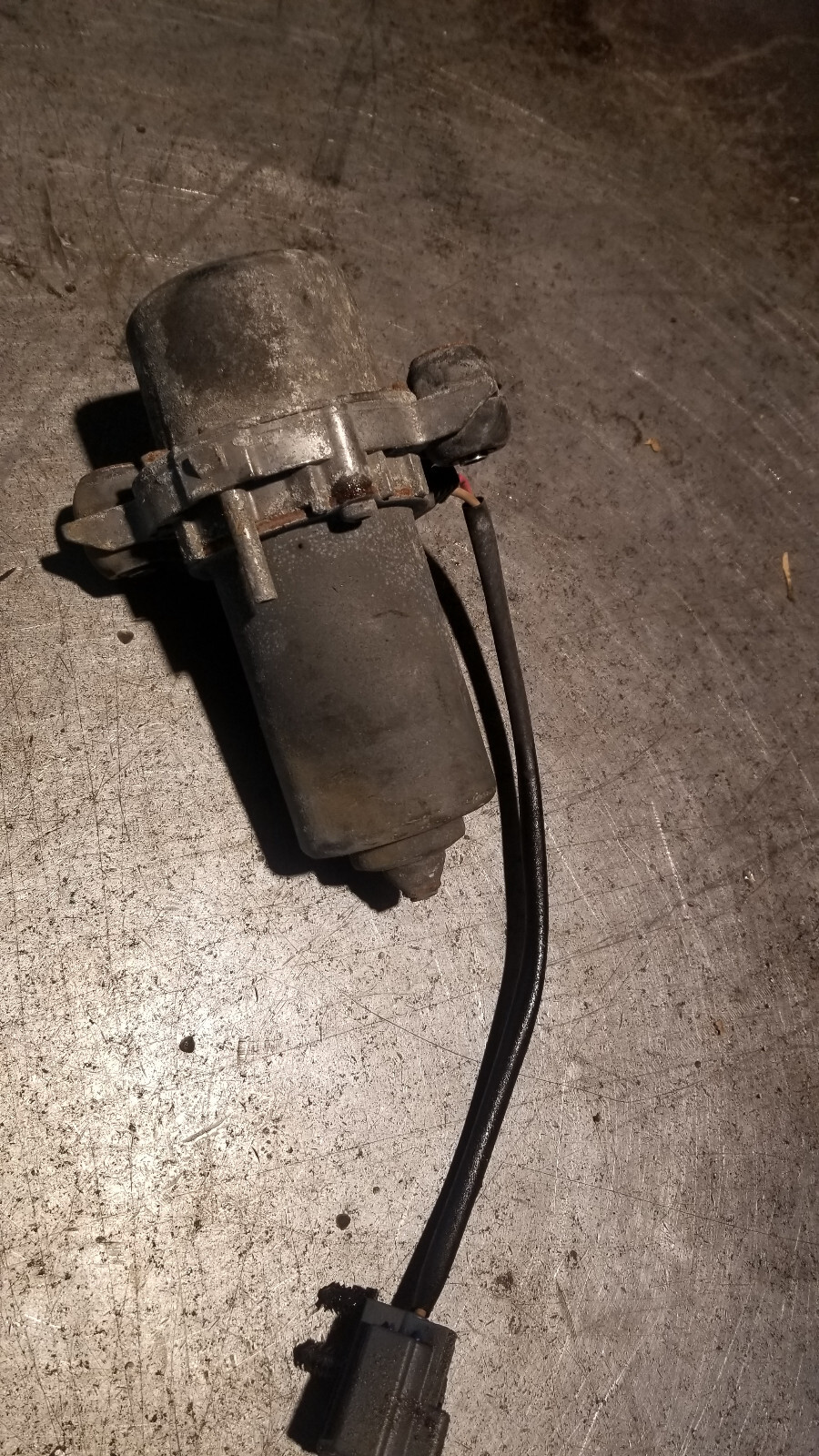 2011-2018 Dodge Ram 1500 Brake Booster Air Pump OEM P04581581AB - Picture 3 of 5