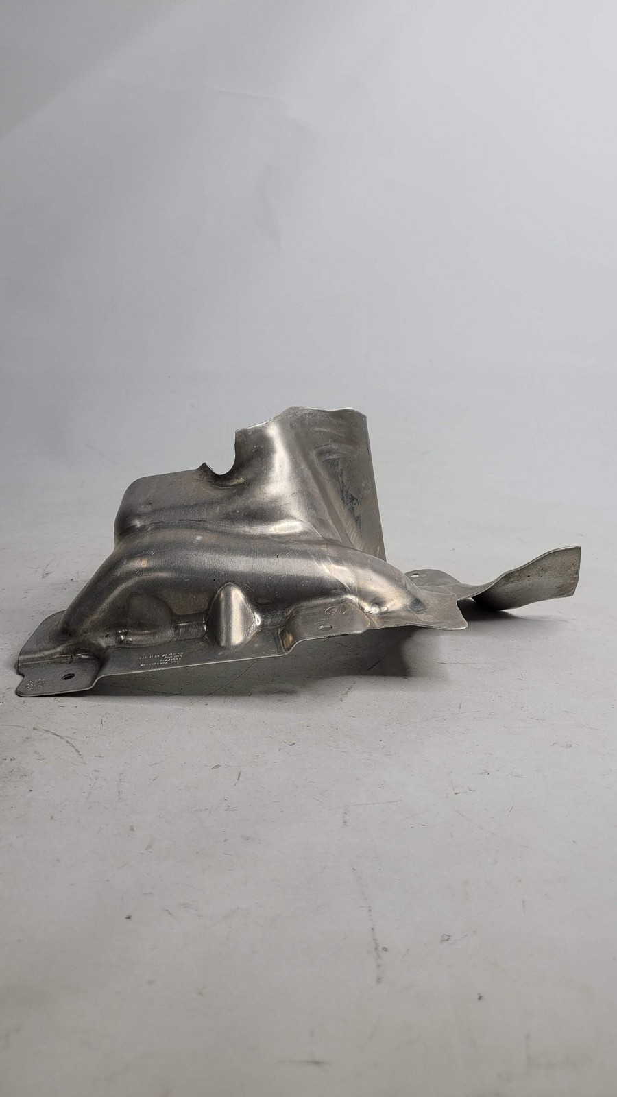 0 Bmw Heat Shield Cyl 1-3 2 3 4 Series F80 F82 F87 M2 M3 M4 7848039 image 2