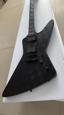 New Goose 6 String Electric Guitar, Special Skid Board Veneer, Black Hardware