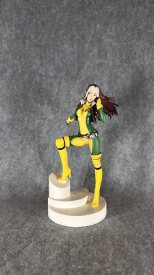 Kotobukiya Marvel Bishoujo Rogue 1/8th Scale Statue (Short Coat), Used.