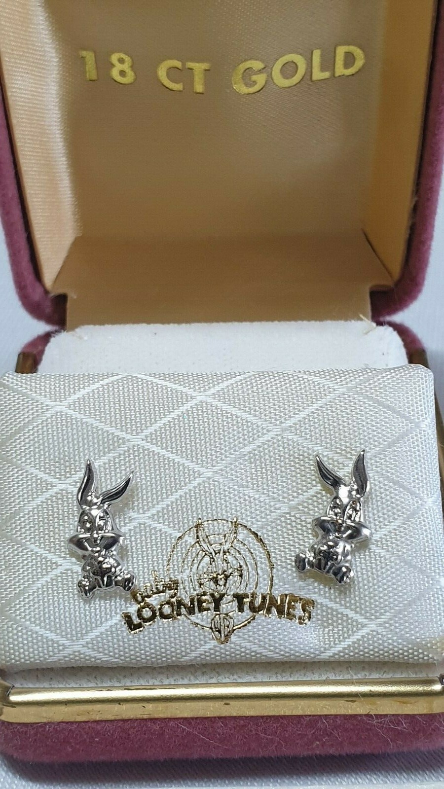 Pre-owned Disney Stud Earrings Bugs Bunny Little Girls Gold 18k Earrings Looney Tunes Hmde In White