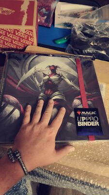 Final Fantasy Magic MTG Ultra PRO 9 Pocket Premium Zippered Binder