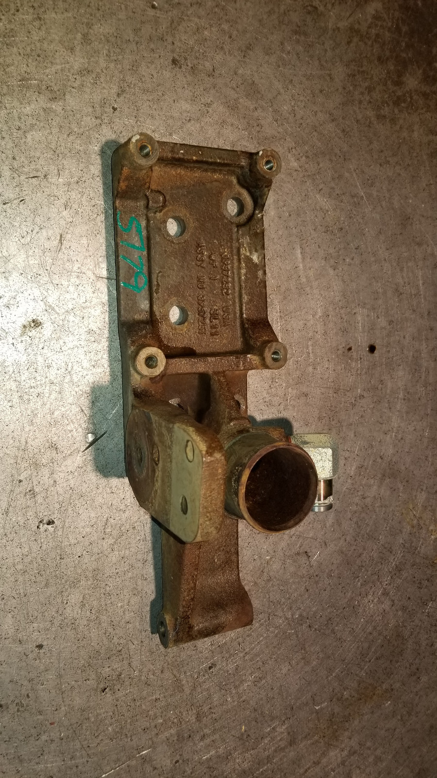 03-07 Dodge Ram Cummins 5.9L Engine Bracket 3957252 3957251 bracket - Picture 1 of 6