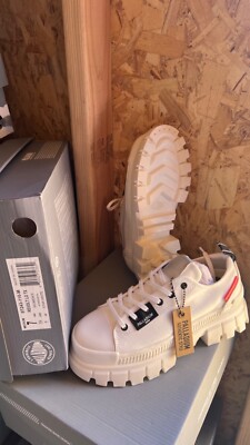 palladium boots