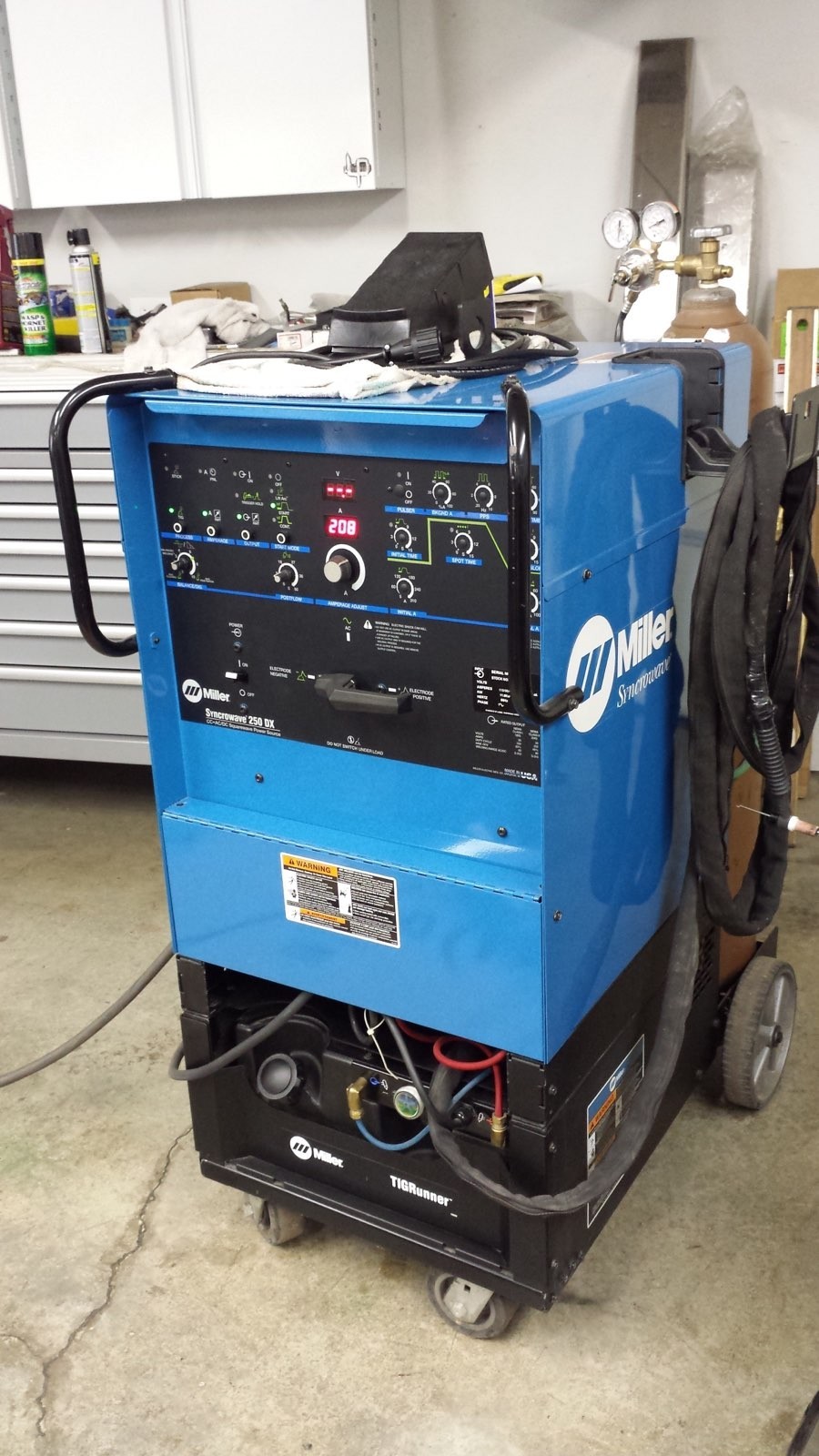 Miller Syncrowave 250 DX 903765011 TIG Welder