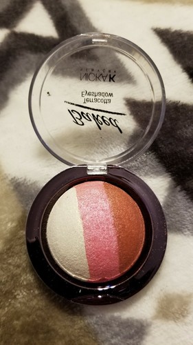 Eye Shadow and Lipstick