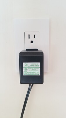 New Plug-In 12V Electronic Transformer 60W Class 2