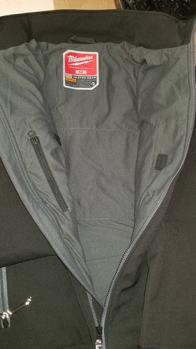 Milwaukee Men's Medium M12 12-Volt Lithium-Ion Cordless Black Heated Jacket Kit